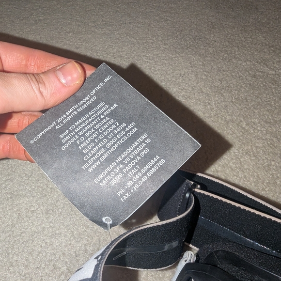 SMITH Black Goggles with Brown Tint - Picture 4 of 9